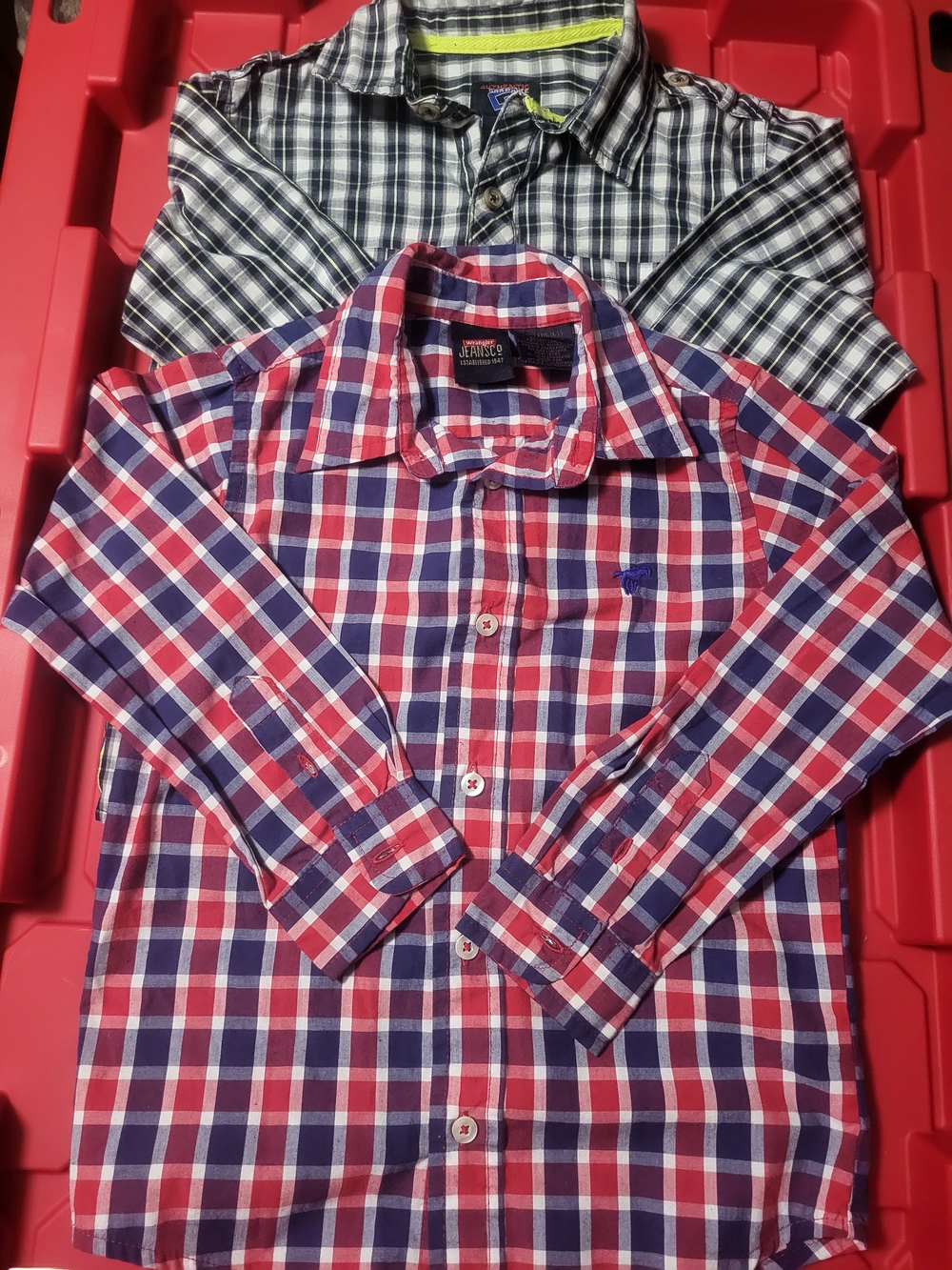 Long Sleeve Plaid Button Up 5t Lot Of 2